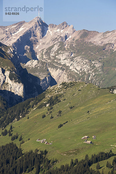 Blick vom Hohen Kasten auf den Alpstein mit Säntis und Alpsiegel  Alpstein  Schweiz  Europa