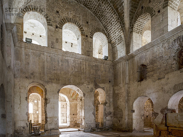 Hauptraum der Basilika St. Nikolaus  Myra  Demre  Provinz Antalya  Türkei