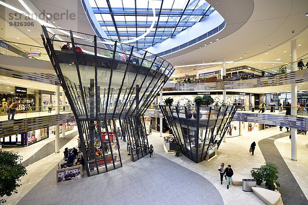 Shopping-Center MILANEO  größtes Einkaufszentrum der Region  Architekten RKW Rhode Kellermann Wawrowsky  in neuen Stadtteil Europaviertel  Stuttgart  Baden-Württemberg  Deutschland