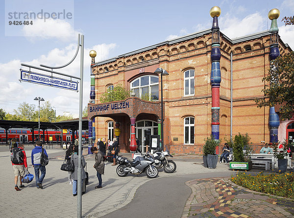Hundertwasser-Bahnhof  Uelzen  Niedersachsen  Deutschland
