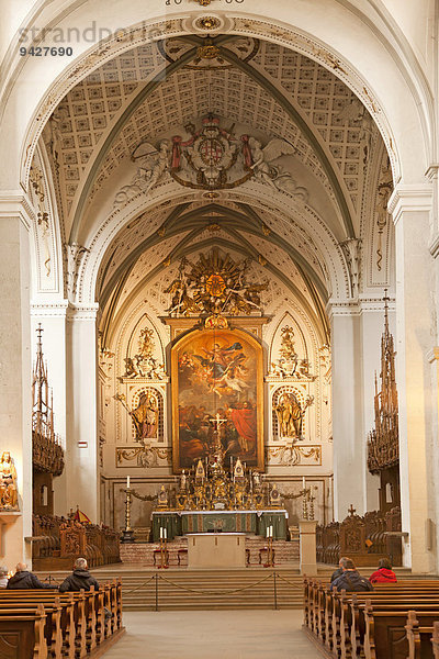 Altar im Konstanzer Münster oder Münster Unserer Lieben Frau  Konstanz  Baden-Württemberg  Deutschland