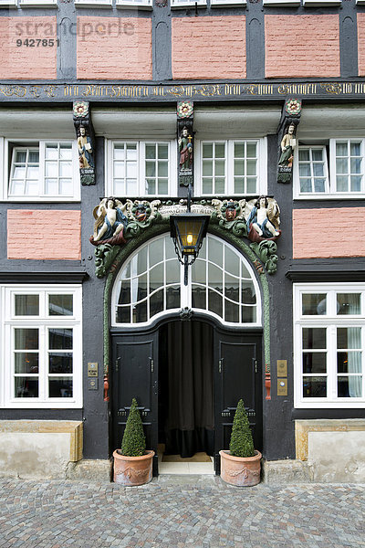 Haus Walhalla  Fachwerkhaus von 1690 mit biblischen Schmuckmotiven  Altstadt  Osnabrück  Niedersachsen  Deutschland