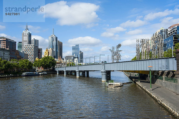 Hochhäuser am Yarra River  Melbourne  Victoria