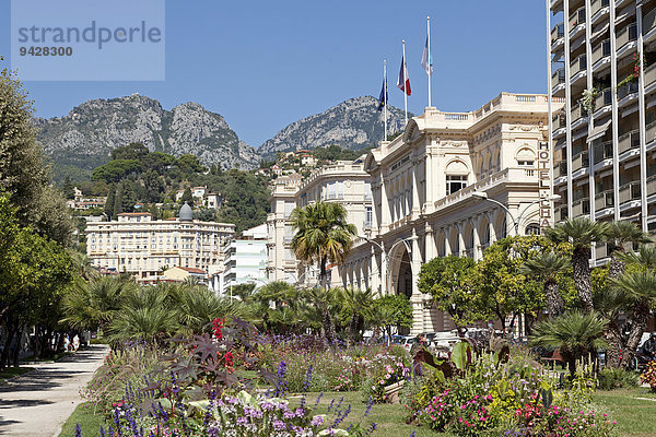 Park  Palais de l'Europe  Menton  Cote d'Azur  Frankreich