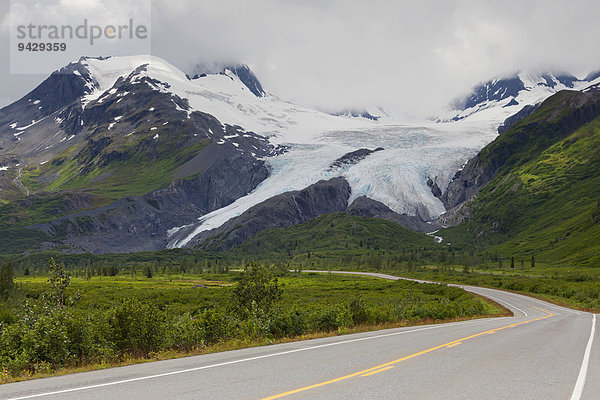 Blick auf den Worthington Gletscher in der Nähe von Valdez  Alaska  USA  Nordamerika