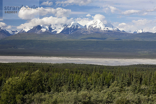 Alaska Range mit Mount Hayes in Alaska  USA