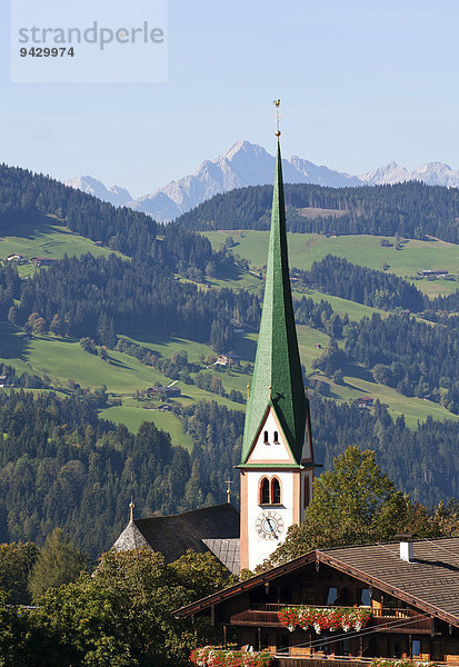 Pfarrkirche St. Oswald  Alpbach  Bezirk Kufstein  Österreich