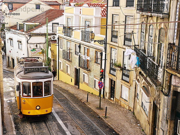 Straßenbahn  Lissabon  Portugal  Europa