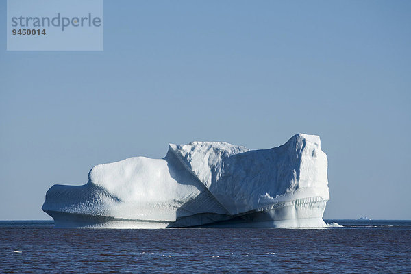 Eisberg in der Diskobucht  Qeqertarsuaq  Grönland