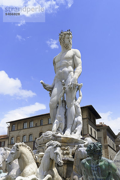 Der Neptunbrunnen von Bartolomeo Ammannati  1575  Piazza della Signoria  Florenz  Toskana  Italien  Europa