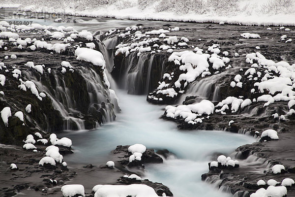 Wasserfall Bruarfoss im Winter  Suðurland  Island  Europa