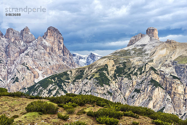 Schwalbenkofel und Schwabenalpenkopf  Sextener Dolomiten  Provinz Südtirol  Italien  Europa