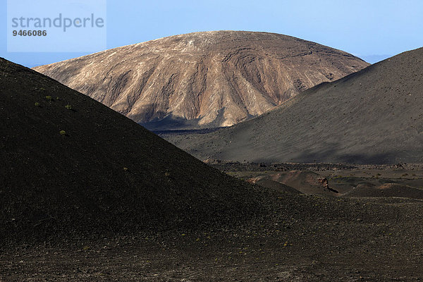 Vulkanlandschaft  Feuerberge  Vulkane  Nationalpark Timanfaya  Lanzarote  Kanarische Inseln  Spanien  Europa