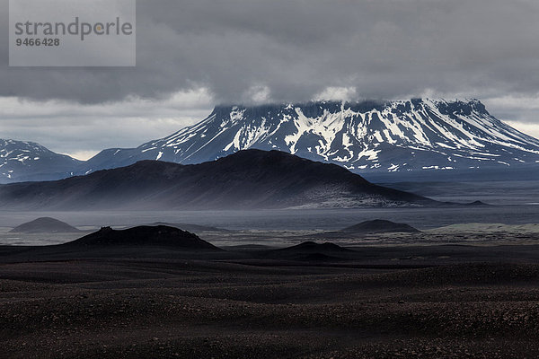 Lavafelder  Vulkanlandschaft  Nordisland  Island  Europa