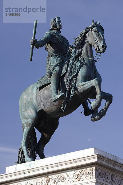 Reiterstatue Philip IV.  Plaza de Oriente  Madrid  Spanien  Europa