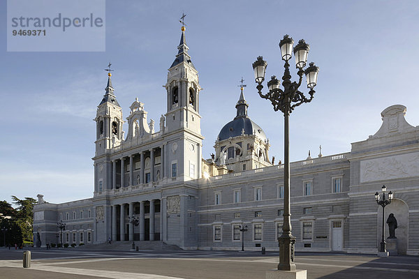 Almudena-Kathedrale  Madrid  Spanien  Europa