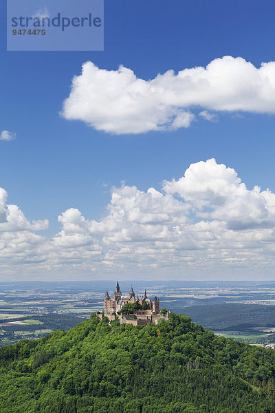 Burg Hohenzollern  Zollernalb  Schwäbische Alb  Baden-Württemberg  Deutschland  Europa