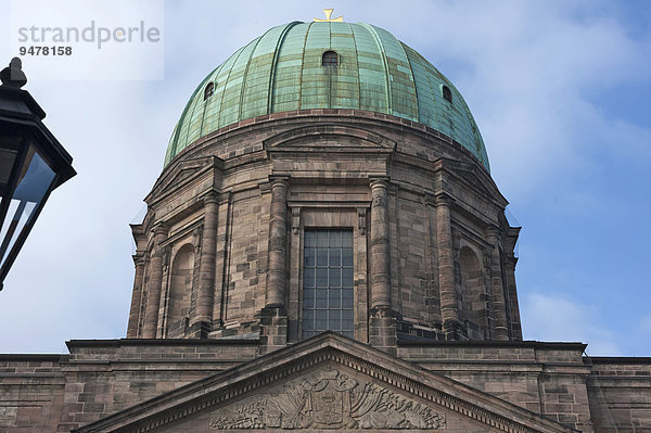 Kuppel der Elisabeth-Kirche  klassizistischer Kirchenbau  1903 fertiggestellt  Nürnberg  Mittelfranken  Bayern  Deutschland  Europa