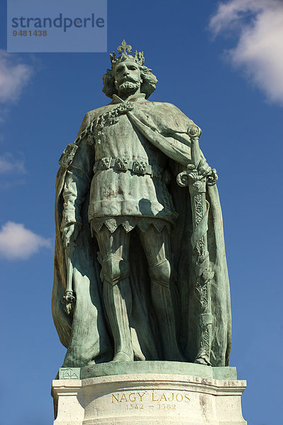 Statue von König Ludwig I. von Ungarn  Heldenplatz  Budapest  Ungarn  Europa