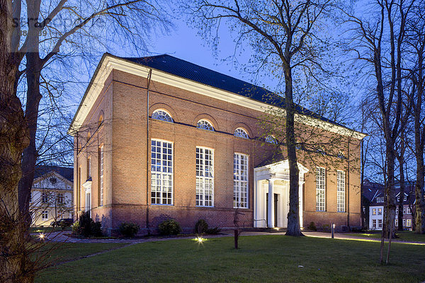 Klassizistische Lambertikirche  Aurich  Ostfriesland  Niedersachsen  Deutschland  Europa