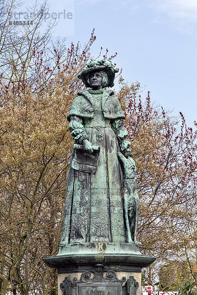 Fräulein-Maria-Denkmal  Maria von Jever  Jever  Friesland  Niedersachsen  Deutschland  Europa