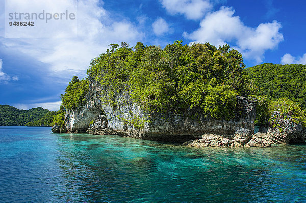Inseln  Chelbacheb-Inseln  auch Rock Islands  Palau  Mikronesien  Ozeanien