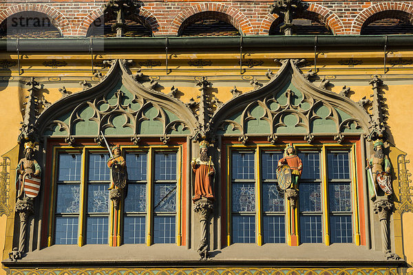Kaiserfenster  Ulmer Rathaus  Ulm  Schwäbische Alb  Baden-Württemberg  Deutschland  Europa
