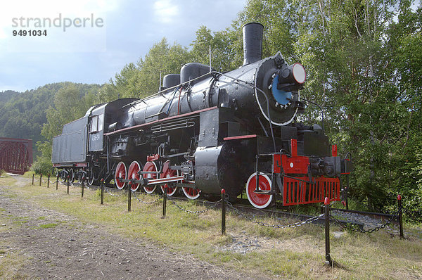 Alte Dampflokomotive  Baikalbahn  Transsibirische Eisenbahn  Oblast Irkutsk  Sibirien  Russland  Europa