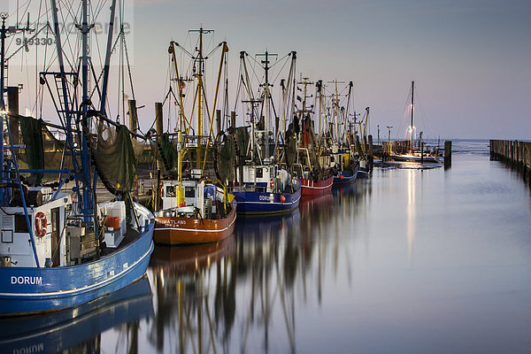 Boote im Hafen  Dorum-Neufeld  Schleswig-Holstein  Deutschland  Europa