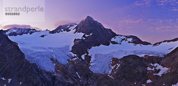 Mutterberger Seespitze mit Bockkogelferner Gletscher in der Dämmerung  Sulztal  bei Gries im Sulztal  Tirol  Österreich  Europa