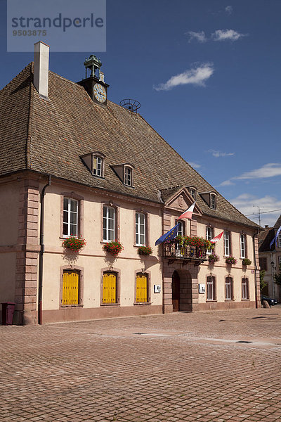 Rathaus oder Hôtel de ville  Neuf-Brisach  Elsass  Frankreich  Europa