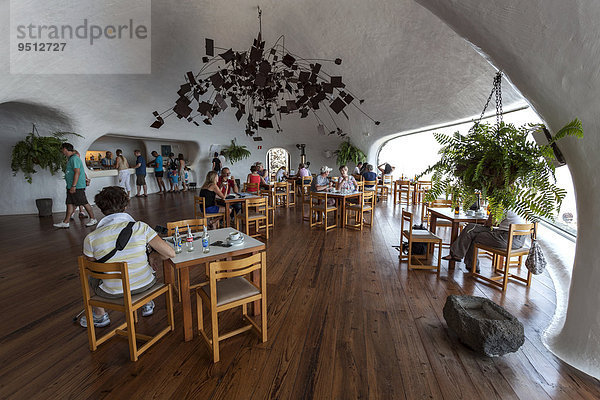 Restaurant  Mirador del Rio  gestaltet von César Manrique  Lanzarote  Kanarische Inseln  Spanien  Europa