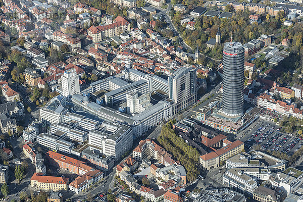 Stadtzentrum mit Jentower  Firma Jenoptik und Einkauszentrum Goethegalerie  Jena  Thüringen  Deutschland  Europa
