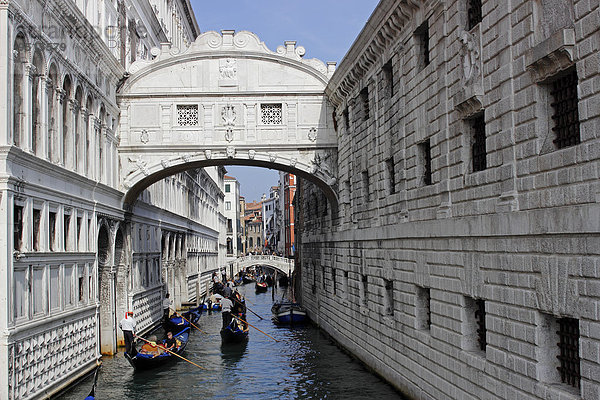 Seufzerbrücke  San Marco  Venedig  Venetien  Italien  Europa
