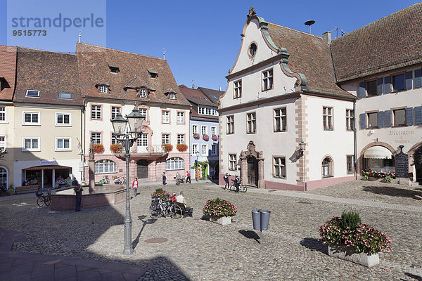Marktplatz und altes Rathaus  Endingen  Kaiserstuhl  Schwarzwald  Baden-Württemberg  Deutschland  Europa