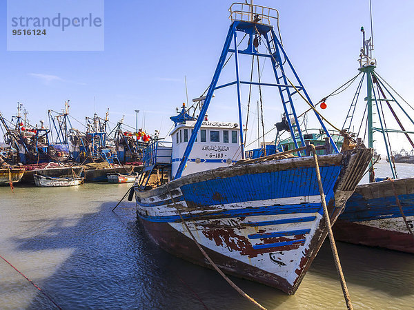 Alter Fischkutter im Hafen von Essaouira  Unesco-Weltkulturerbe  Marokko  Afrika