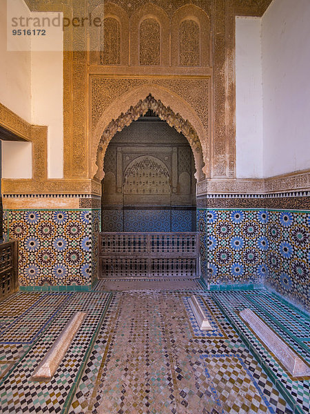 Prunkvolle Stuckdekoration  kleines Mausoleum der Saadiergräber  Medina  Marrakesch  Marrakesch-Tensift-El Haouz  Marokko  Afrika