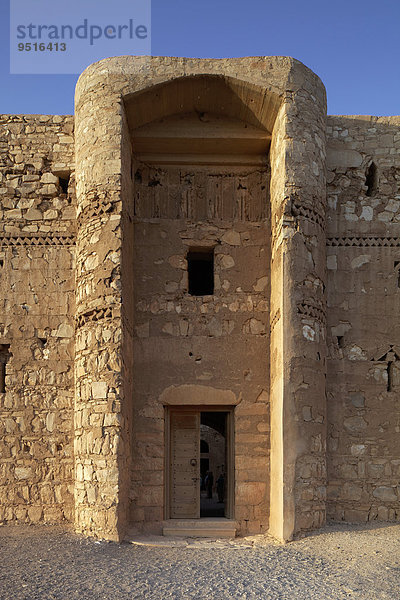 Eingang  Wüstenschloss Qasr Kharana oder Qasr al-Harrana oder Qasr al-Kharanah  Kharaneh oder Hraneh  Jordanien  Asien