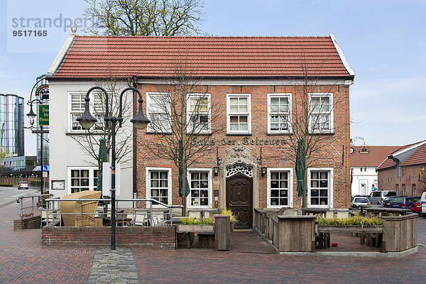 Brauereigaststätte Haus der Getreuen  Friesisches Brauhaus  Jever  Friesland  Niedersachsen  Deutschland  Europa