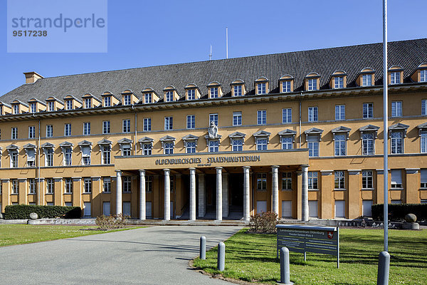 Ehemaliges Landtagsgebäude und Staatsministerium Oldenburg  Oldenburg  Niedersachsen  Deutschland  Europa