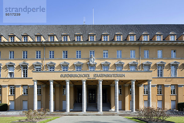 Ehemaliges Landtagsgebäude und Staatsministerium Oldenburg  Oldenburg  Niedersachsen  Deutschland  Europa