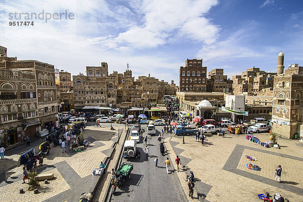Ausblick vom B?b al-Yaman  Tor des Jemen  über die Altstadt von Sana'a  UNESCO Weltkulturerbe  Sana'a  Jemen  Asien