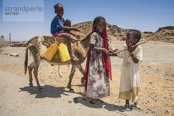 Beduinen-Kinder im Flachland  Eritrea  Afrika