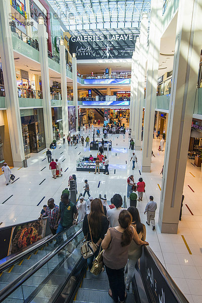 Rolltreppe in der Dubai Mall  Dubai  Vereinigte Arabische Emirate  Asien