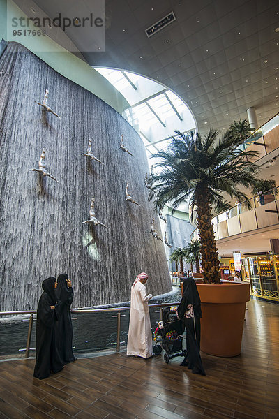 Brunnen der Mall of the Emirates  Dubai  Vereinigte Arabische Emirate  Asien