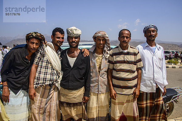 Jemenitische Männer  Hadibu  Insel Sokotra  Jemen  Asien