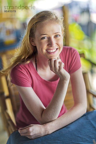 junge Frau junge Frauen Portrait