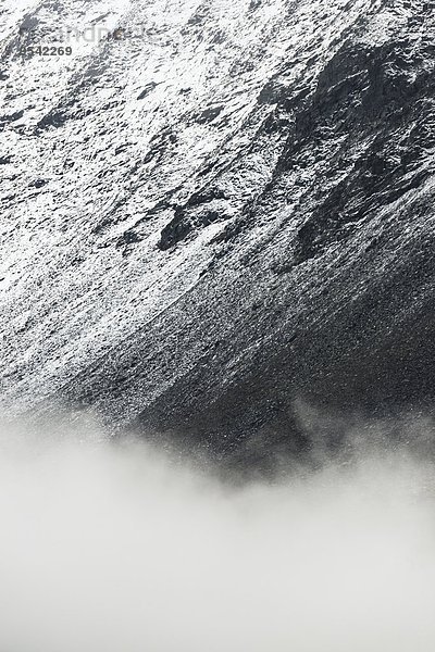 Berg über Dunst Hang