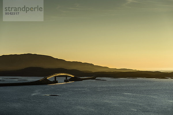 Brücke Abenddämmerung