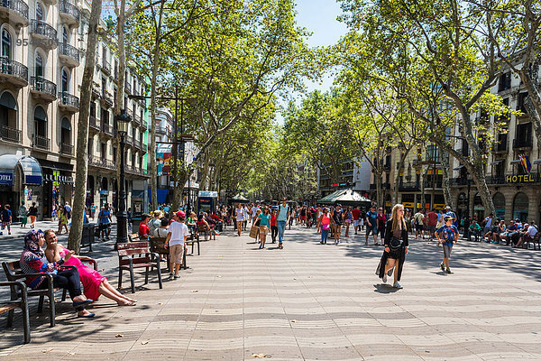 Mensch Menschen Tourist August Barcelona Ortsteil